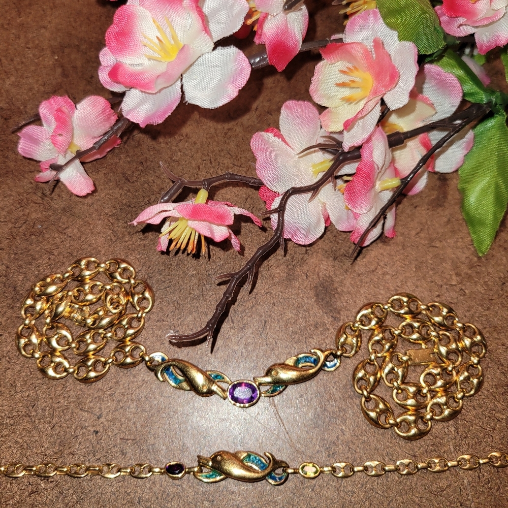 18k Fine Gold Dolphin necklace & bracelet set